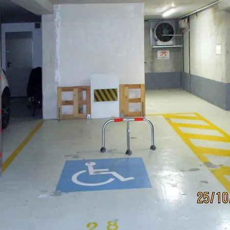 Sq. Pauline Daire Juan-les-Pins