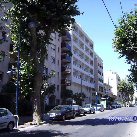 Apartman Sq. Pauline Juan-les-Pins