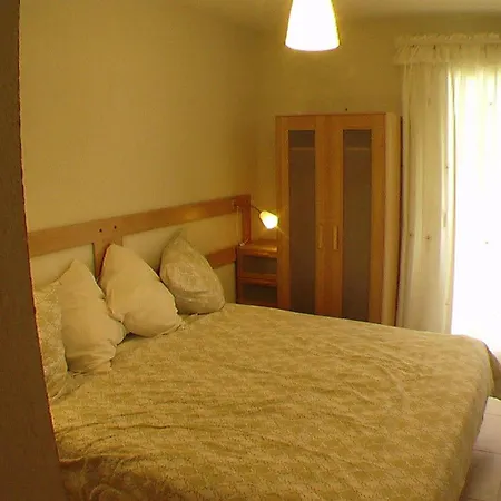 Sq. Pauline * Juan-les-Pins